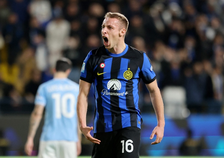 状态回归！阿夫迪亚半场10中7&8罚全中砍下23分7板2助！