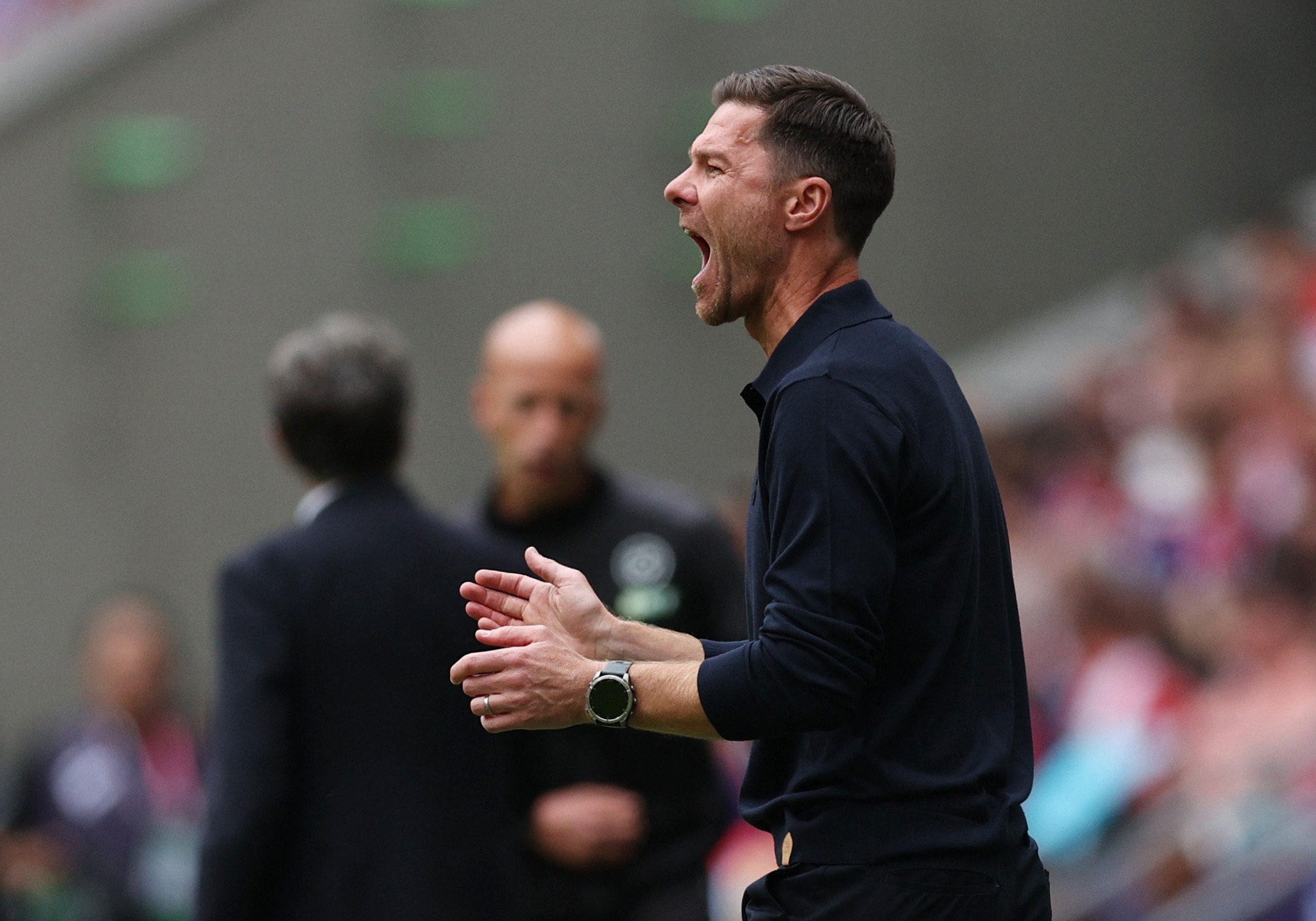 状态回归！阿夫迪亚半场10中7&8罚全中砍下23分7板2助！